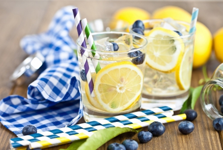 Lemon and blueberry Drinks - Lemon, Blueberries, Lemons, Fruits, Blueberry, Food, Fruit, glass