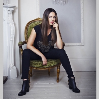 Kelly Brook gorgeous brunette supermodel