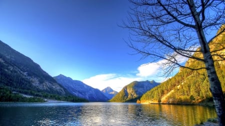 glorious mountain lake - lake, mountains, forests, sunshine