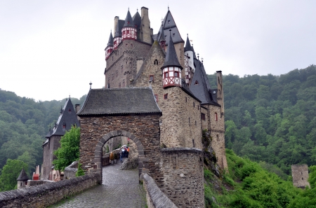 Castle in Germany - castle, old castles, castles in germany, castles, old, old castle, germany