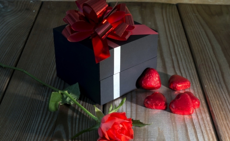 * Gift for Valentine * - heart, red rose, ribbon, rose, Valentine, gift, box, love