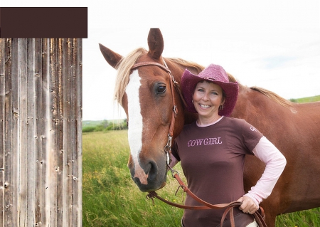 Friendly Cowgirl - girls, famous, women, fun, farm, female, animals, cowgirl, hats, outdoors, rodeo, western, horses, ranch, barn