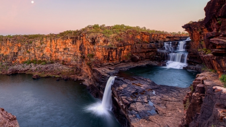 Mitchell Falls Moonrise - waterfalls, Australia, rivers, cliffs, canyon