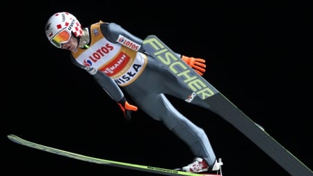 Kamil Stoch - gold medal in ski jumping - jumping, Stoch, medal, Poland, gold, photo, Kamil Stoch, Polska