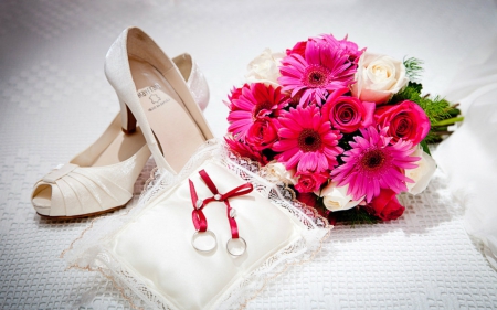 For the bride - flowers, ring, bouquet, shoe