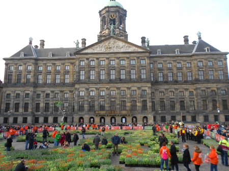 Royal Palace on National Tulip Day in Amsterdam - tulip, amsterdam, royal palace, dam square