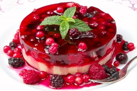 Berries Cake