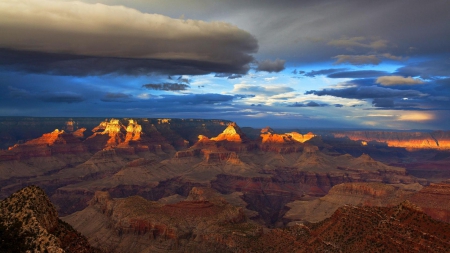 amazing canyon at sunrise - sunrise, canyon, sunlight, clouds