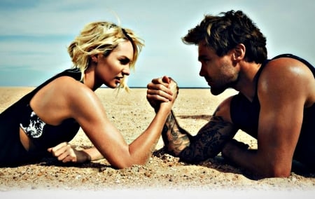 Woman against Man - ouple, tattoo, summer, blue, beach, girl, blonde, man, black, woman, model, fight, Candice Swanepoel, couple, skandenberg