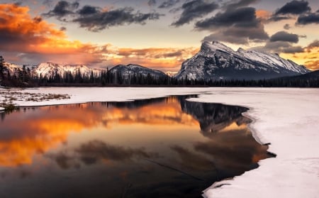 Winter - alberta, sky, water, mountains, sunset, winter timw, reflection, clouds, snowy, ice, landscape, winter, winter splkendor, nature, snow, splendor, canada, sunrise