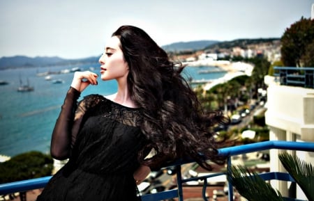 Fan Bingbing - summer, black, beauty, model, fan bingbing, girl, blue, sea, asian, woman