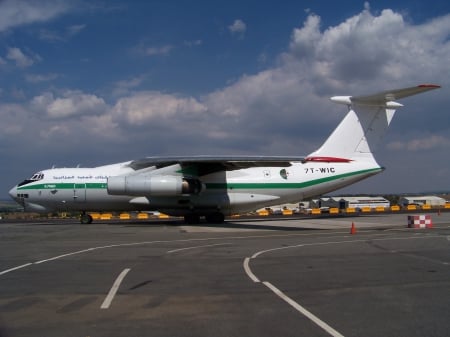 Il-76MD - il-76md, 7t-wic, algerian air force, lanseria