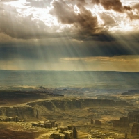 Beautiful Light Rays At Canyonlands