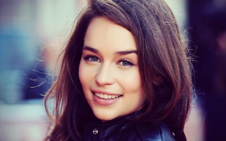 Emilia Clarke - clarke, women, emilia, actress