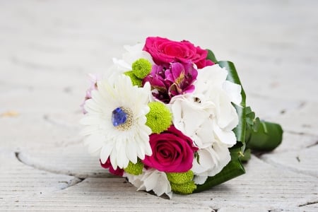 With Love - roses, for you, bride, wedding, with love, bouquet, flowers, daisies, nature