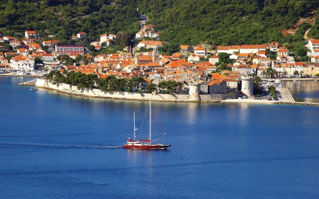 Korcula Croatia - walllpaper, ocean, houses, boats, travel, popular, villages, croatia, coast, nature, cityscapes, city, scenery, korcula, architecture