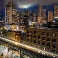 chicago elevated train at night