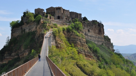 ancient hilltop town of bagnoreggio italy - ancient, bridge, town, hilltop