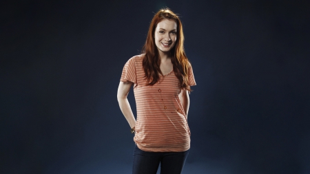 Felicia Day - actress, people, jeans, blue background, smiling, red head, tshirt