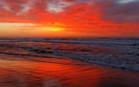 Beautiful Sunset - beach, clouds, sun, fire sly, sunset, bay, lanscape, waves