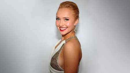 Hayden Panettiere - actress, smiling, blond, halter top, hayden panettiere