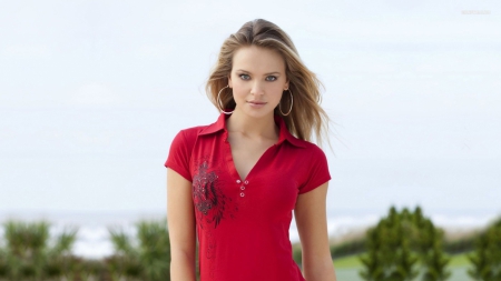 blonde - beauty, smile, tshirt, red