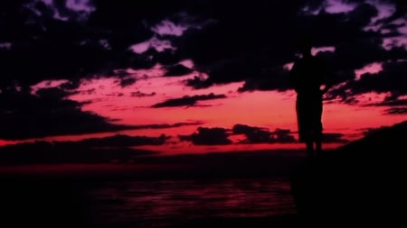 Staring at a beautiful sky - Ocean, Silhouette, Beautiful, Clouds, Purple sky, Sky