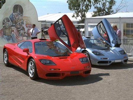 Pair of McLarens - mclaren, mclaren f1