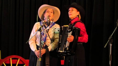 Singing Cowgirls - fun, stage, hats, western, music, cowgirls, instruments, famous, country