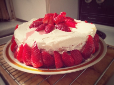 strawberry shortcake - foods, cool, fun, yummy, entertainment, cake