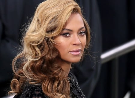 Beyonce - beyonce knowles, people, dancer, Beyonce, dress, singer, entertainment, celebrity, music, songwriter