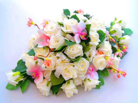 Beauty blooms - white, beauty, roses, pink, leaves, flowers