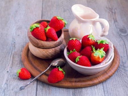 ♥Strawberry Dessert♥ - berries, cream, fresh, strawberry, yummy, dessert, sweet