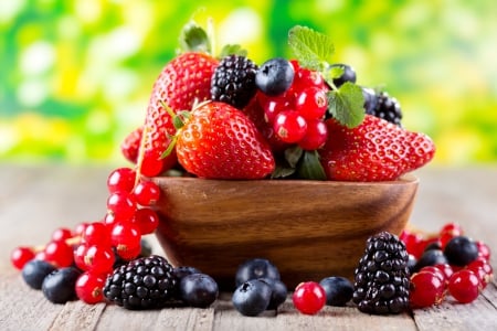 ♥Fresh Berries♥ - strawberry, sweet, berries, blackberry, redcurrant, plate, fresh, yummy, dessert, blueberry