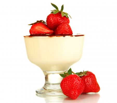 ♥Strawberry Dessert♥ - ice cream, berries, milk, fresh, strawberry, yummy, dessert