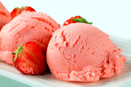 ♥Strawberry Ice Cream♥ - ice cream, strawberry, yummy, dessert, sweet