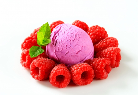 ♥Yummy Dessert♥ - ice cream, berries, raspberry, yummy, dessert, sweet