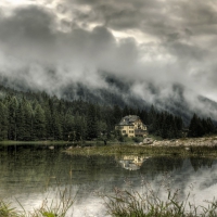 lovely lake house hdr