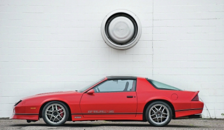 1986-Iroc-Z - red, bowtie, gm, z28