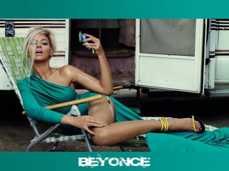 Beyonce - beyonce, dancer, beyonce knowles, people, music, singer, songwriter, entertainment, celebrity, dress