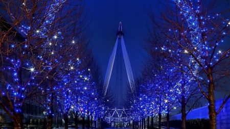 BLUE ILLUMINATION - ILLUMINATES, LONDON, LIGHTS, RIDE, FERRIS, BLUE, WHEEL