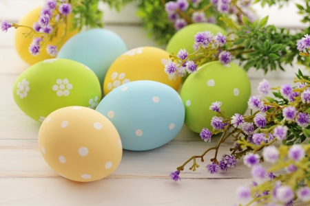 Easter Eggs - eggs, easter eggs, easter, still llife, flowers, spring