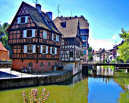 House color's - house, river, after, hd, colors, love, see, medieval