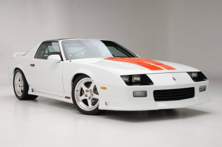 Z/28 - white, bowtie, gm, 1992