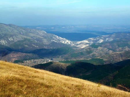 Beautiful View - dam, town, photo, photography, nature, mountain, bulgaria