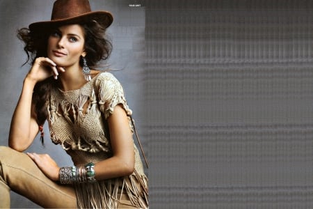 Cowgirl Isabeli Fontana - women, style, fun, girls, famous, models, westerns, female, fashion, hats, cowgirls