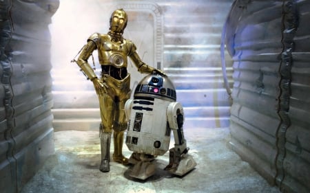 C3PO and R2D2 - r2d2, movies, star wars, c3po