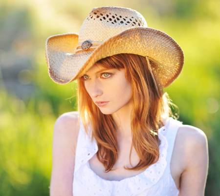 serious cowgirl thinking - face, serious, beaitiful, cowgirl