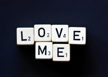 Love me... - white, black, loveme, beautiful, photo, love