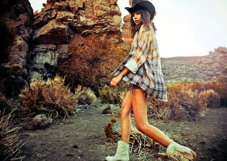 Cowgirl Stroll - style, westerns, photoshoot, models, hats, cowgirls, outdoors, brunettes, fun, female, desert, boots, fashion